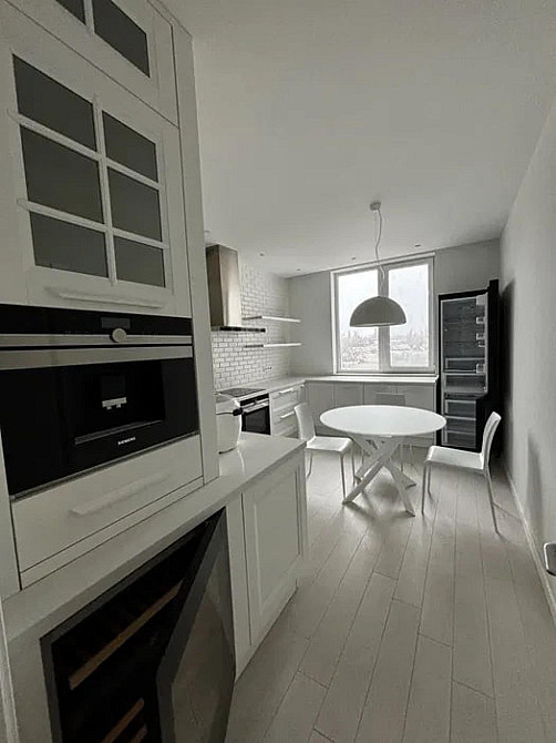 Продаж Квартира 3-кімнатна, 4/25 поверх на Люстдорфская дорога ул. Одеса - фото 1