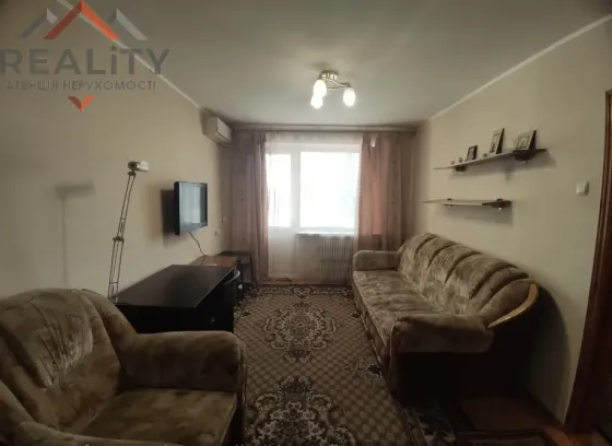 For rent 1-room Apartment 38 sq.m Набережная Победы, 126 Dnipro