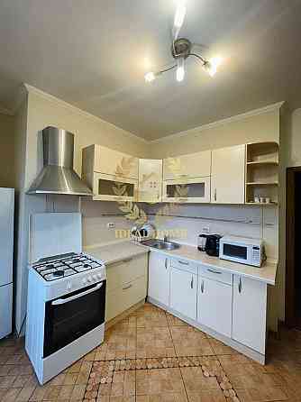 Продаж Квартира 4-кімнатна на Шевченко Тараса бул., 58 Київ