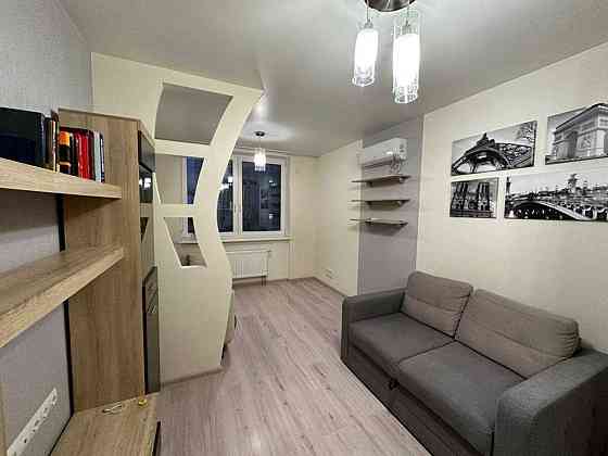 Продаж Квартира 1-кімнатна, 3/25 поверх на Юрія Поправки, 8 Київ