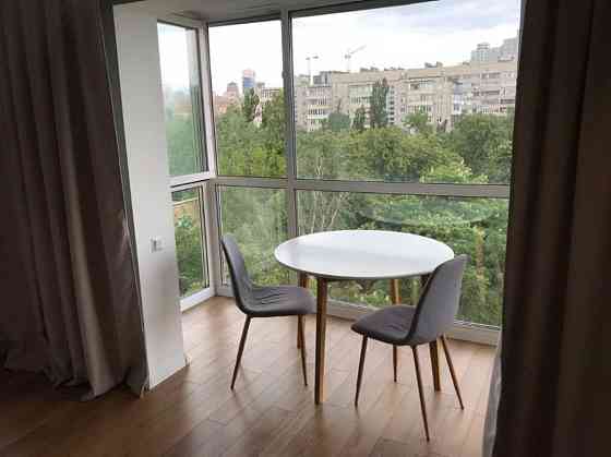 Оренда Квартира 1-кімнатна, 7/9 поверх на ул. Дружбы Народов, 5 Київ