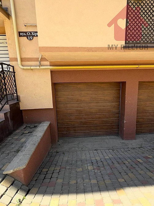 Продаж приміщення вільного призначення на Хіри О. Ужгород - фото 1