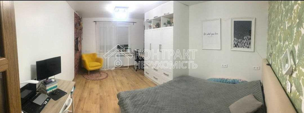 Продаж Квартира 3-кімнатна, 6/10 поверх на вул. Молодіжна Песочин - изображение 1