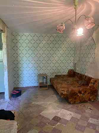 Продаж Квартира 1-кімнатна, 5/5 поверх на Батумская ул., 26 Дніпро