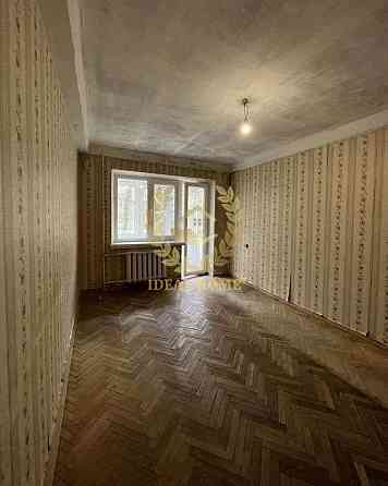 Продаж Квартира 2-кімнатна на Романа Ратушного ул., 11 Kiev