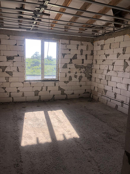 Продам таунхаус 2этажа 130м2 под отделочные работы со всеми коммуникациями в границах коттеджного городка в Прилиманском Прилиманське - фото 2