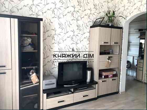 Продаж Квартира 1-кімнатна, 5/6 поверх на Олеся Гончара ул. Kiev