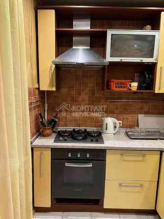 Оренда Квартира 3-кімнатна, 5/9 поверх на вул. Балакірєва Харьков