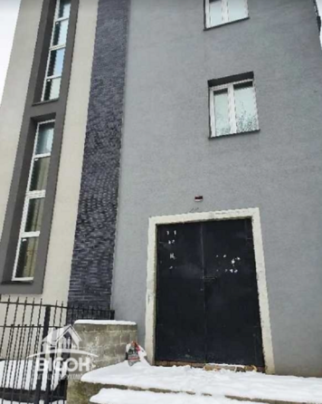 Продаж 2 кімнатної квартири 38 м.кв., вул. Бродівська Тернополь