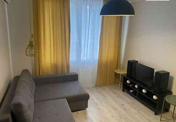 Оренда Квартира 1-кімнатна, 2/9 поверх на пр. Николая Бажана, 26 Київ