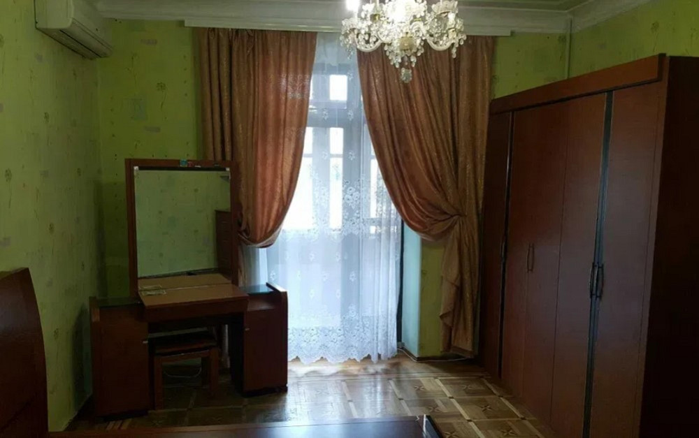 Продам 3х комнатная  квартира в центре (сталинка) Одесса - изображение 1