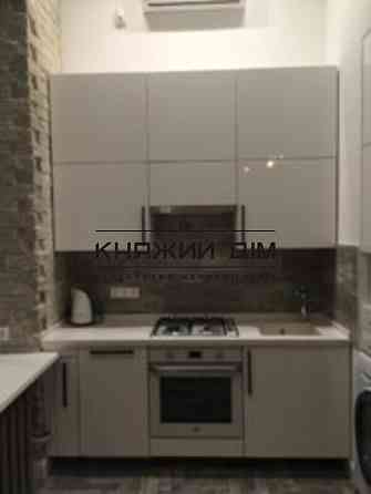 2 кімнатна квартира квартира в центрі по вулиці Гетьмана Павла Скоропадського (Льва Толстого) 23/1. Код об'єкта: 21144709 Київ