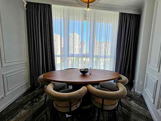 Продаж Квартира 3-кімнатна, 12/13 поверх на Фортечний тупик вул., д. 7в Киев