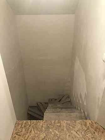 Продаж Будинок на Мирна 