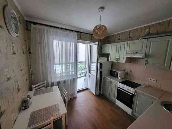 Оренда Квартира 1-кімнатна, 14/25 поверх на ул. Софии Русовой Київ