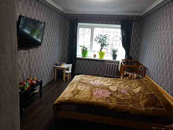 Оренда Квартира 2-кімнатна, 2/5 поверх на Салютная ул., 9 Киев