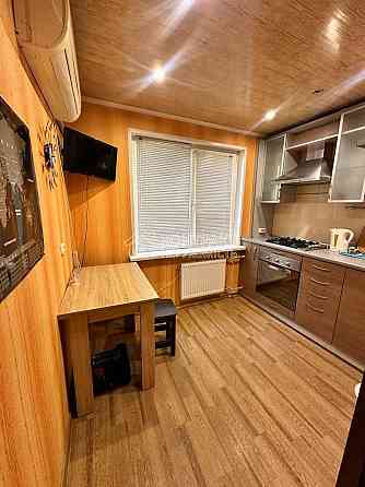 Продаж Квартира 1-кімнатна, 5/5 поверх на вул. Дерев'янка Kharkiv