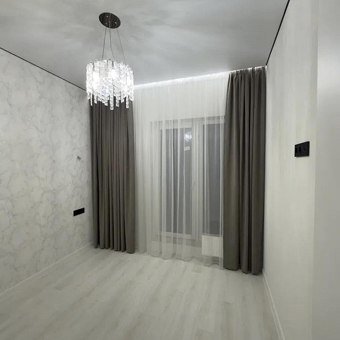 Продаж Квартира 3-кімнатна, 12/24 поверх на Краснова ул. Одеса - фото 1