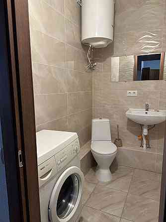 Оренда Квартира 1-кімнатна, 18/25 поверх на Ревуцького, 54Б Київ