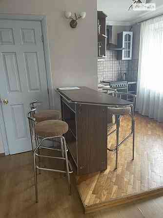 Оренда Квартира 1-кімнатна, 5/5 поверх на Політехнічна Винница