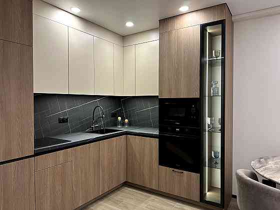 Продаж Квартира 1-кімнатна, 13/21 поверх на Максимовича Михайла вул., д. 24-Г Киев