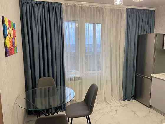 Оренда Квартира 1-кімнатна, 23/25 поверх на Вирлицька, 15 Київ