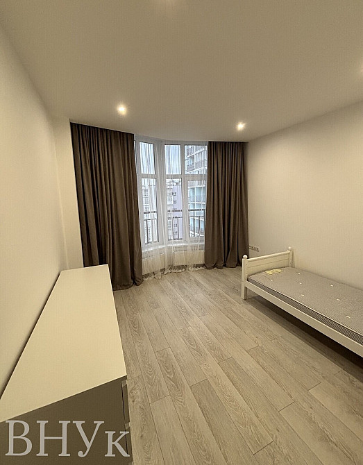 Продаж Квартира 2-кімнатна, 7/10 поверх на вул. Залізнична Львів - фото 2