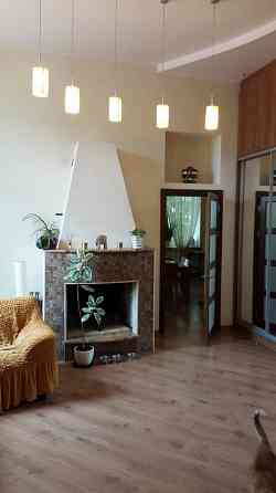 Продаж Квартира 4-кімнатна, 3/3 поверх на Успенская ул. Odessa