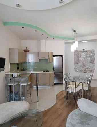 Продаж Квартира 2-кімнатна, 10/12 поверх на Французский ул. Одеса