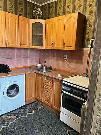 Оренда Квартира 1-кімнатна, 8/10 поверх на Маяковского Владимира просп., 32В Київ