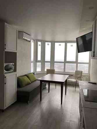 Оренда Квартира 1-кімнатна, 25/26 поверх на ул. Соломии Крушельницкой Kiev