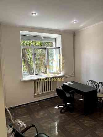 Продаж комерційне приміщення на Лабораторная ул., 33/37 приміщень - 1, поверх - 1 Київ