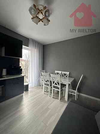 Продаж Квартира 1-кімнатна, 4/4 поверх на Тихого Ужгород