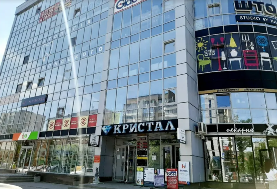 Продаж офісного приміщення 60.6 кв.м. на 6 поверсі в торгово-офісному центрі на вул. Торговиця, шест Тернопіль