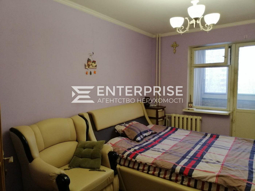 Продаж 3к Квартира 69 кв.м Озерная вул. Київ - фото 2