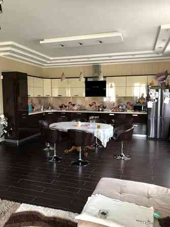 Продам капитальный дом с ремонтом, мебелью и техникой на Таирова Одеса