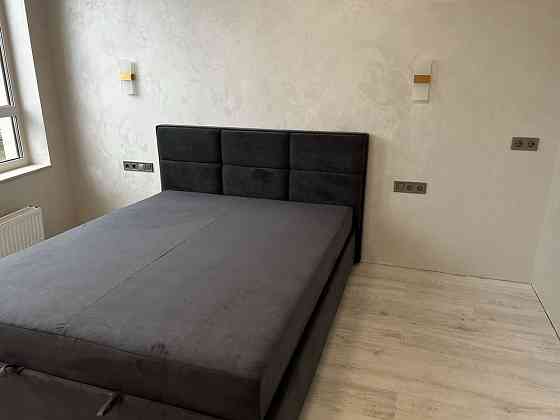 Продаж Квартира 1-кімнатна, 2/4 поверх на Богатирська вул., д. 32 Kiev