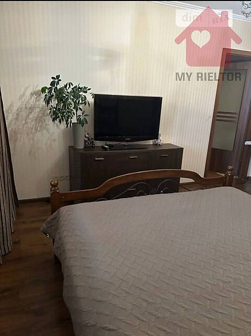 Продаж Квартира 4-кімнатна, 2/9 поверх на Богомольця Ужгород - фото 3