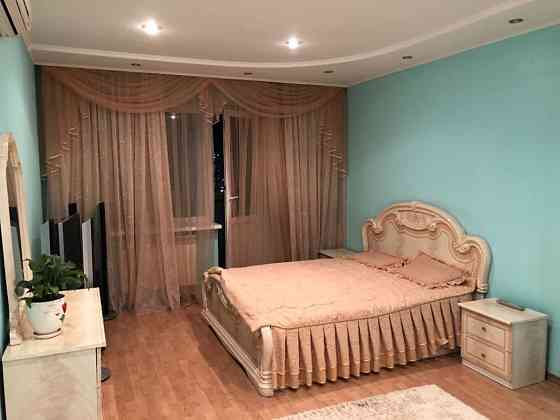 Оренда Квартира 1-кімнатна, 11/22 поверх на ул. Михаила Драгоманова, 31-б Київ