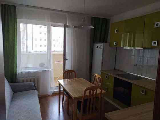 Оренда Квартира 1-кімнатна на ул. Григория Ващенко, 1 Київ