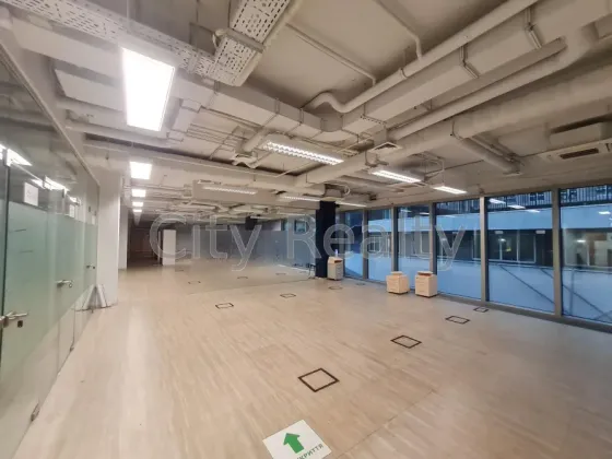 Сдаётся Офисные помещения площадь 740.2 кв.м 2-й этаж Киев Лейпизька 15 Киев