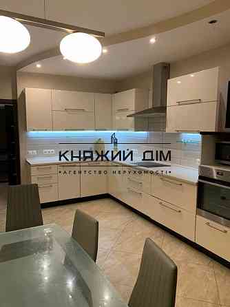 Оренда 3-кімнатної квартири, метро Лу. № 11200698 Киев