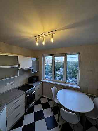 Оренда Квартира 2-кімнатна, 8/18 поверх на Просп. Академіка Глушкова, 41 Київ