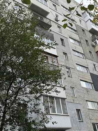 Продаж Квартира 3-кімнатна, 3/10 поверх на вул. Залесская Kharkiv