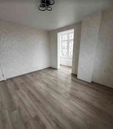 Продаж Квартира 3-кімнатна на ул. Жемчужная, 5б Лиманка