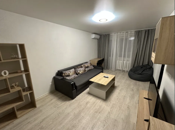 Оренда Квартира 2-кімнатна, 5/5 поверх на вул. Щусєва, 3 Kiev