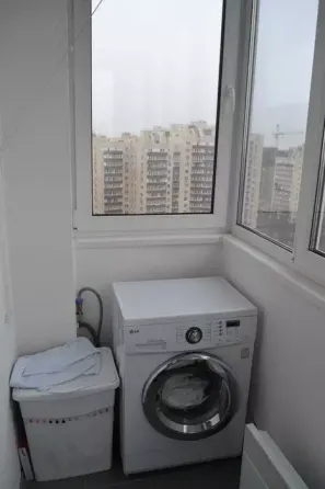 Оренда Квартира 1-кімнатна, 17/22 поверх на пр. Леся Курбаса, 7б Kiev