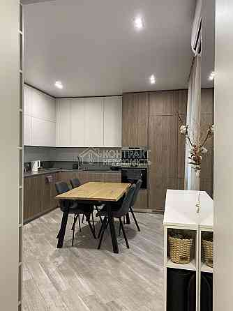 Продаж Квартира 2-кімнатна, 4/6 поверх на вул. Конторська Kharkiv