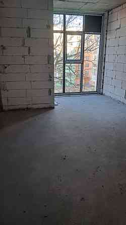 Продаж Квартира 2-кімнатна, 2/9 поверх на Центральна 