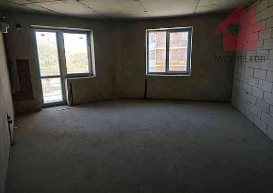 У продажі затишна квартира у затишному районі! Uzhhorod